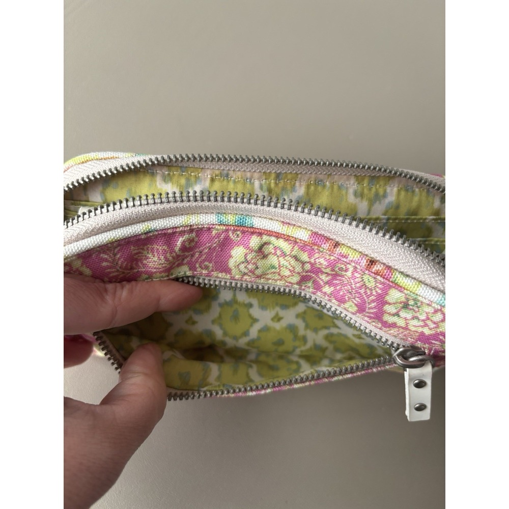 Dena Zip Around Canvas Pink Floral Green Women's Wallet 7.5"x4" - Picture 7 of 8
